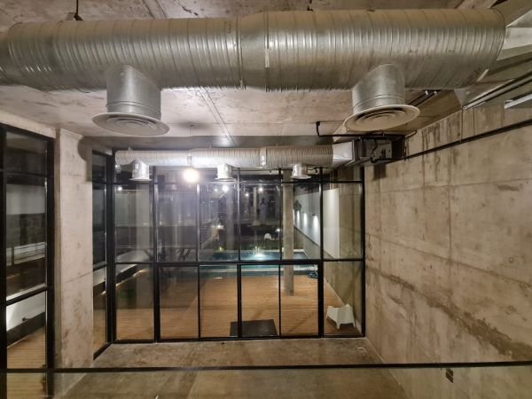 Modern Villa with Pool – 1